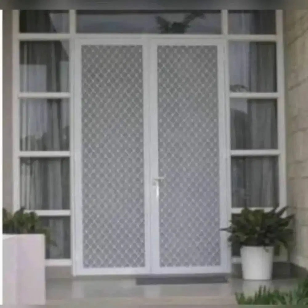 Pintu kasa nyamuk aluminium