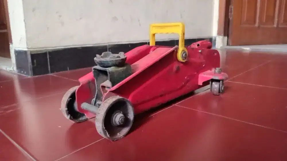 Tekiro Hydraulic 5 Ton