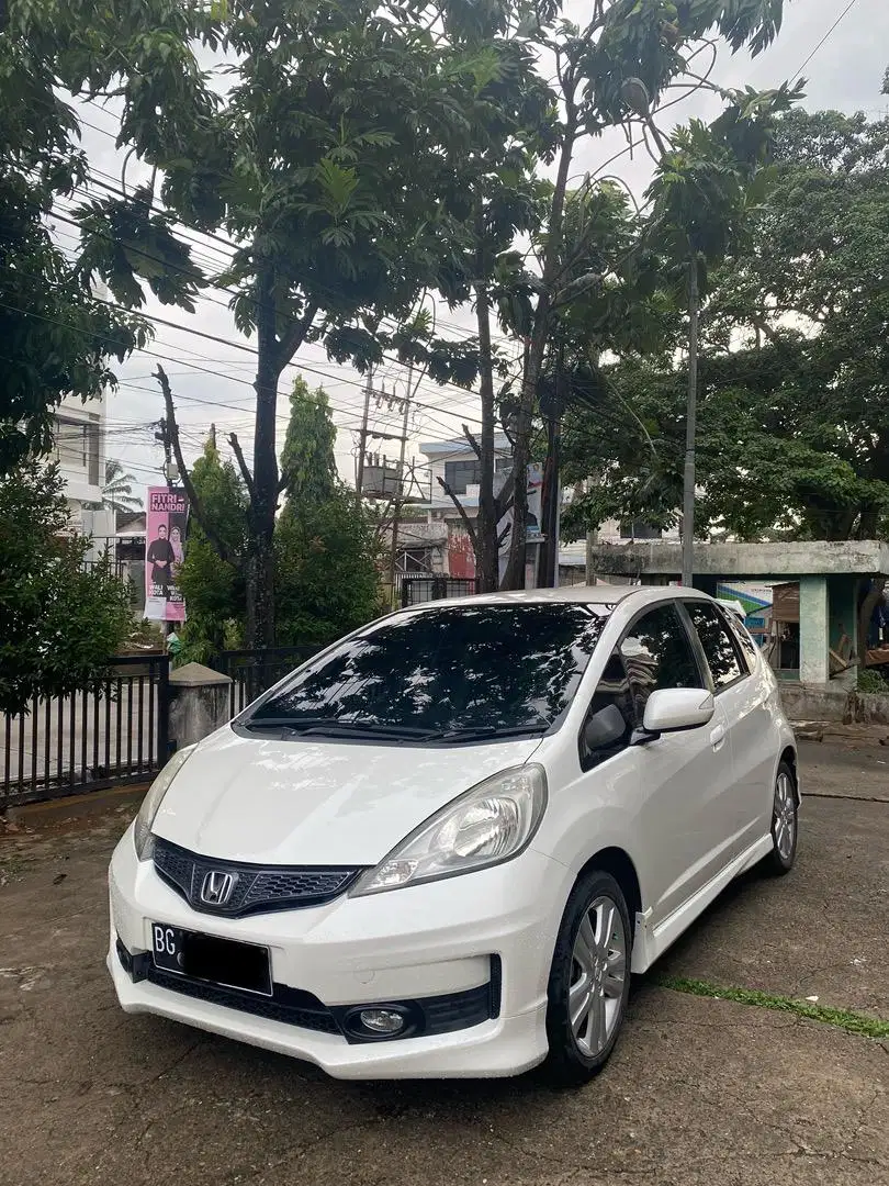 (Dp 13jt) Jazz RS Manual 2012