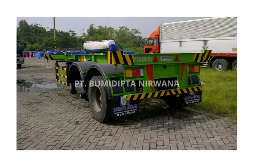 Ekor Gandengan Trailer - 20 Feet - Rangka Sekeleton Lantai Flatdeck