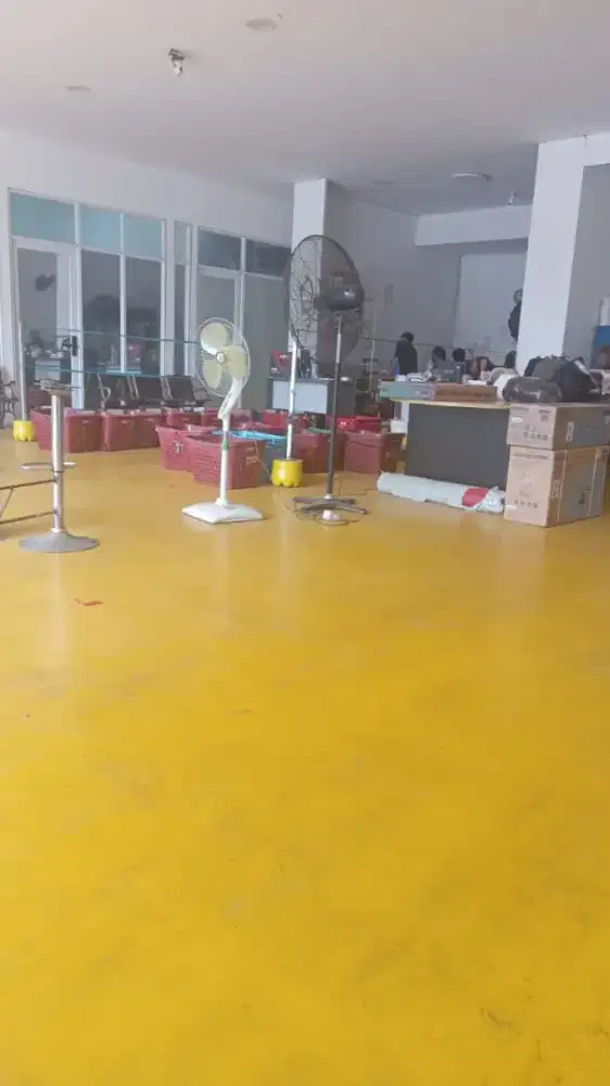 Dicari kernet untuk deliver barang jg