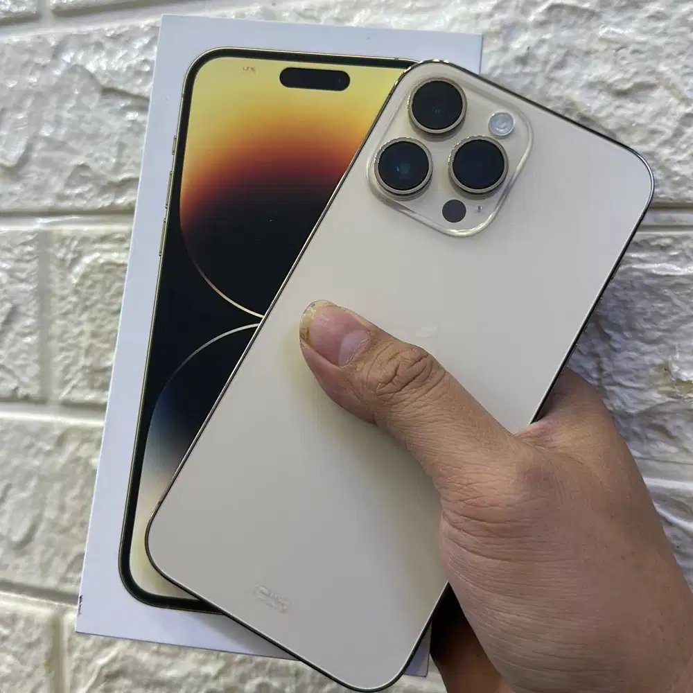 Butuh segera iphone 13 128Gb pro max eks garansi ibox atau inter