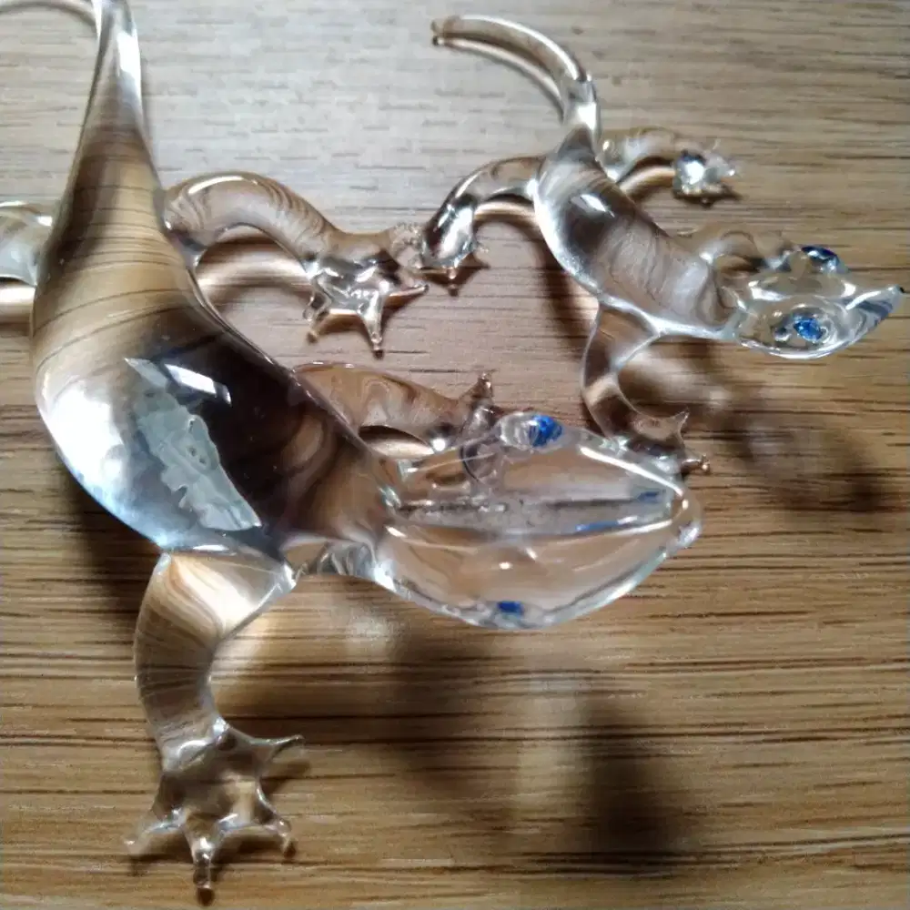 Pajangan kaca kristal patung tokek geko