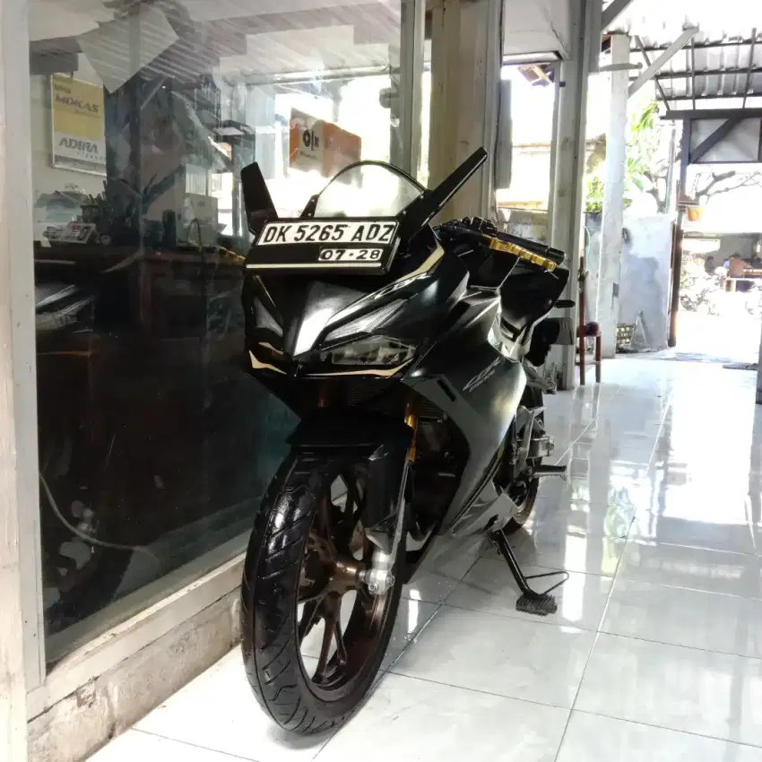 DP 9,5 JT / MENETAP 1% MENURUN 2% / HONDA CBR 150 R TAHUN 2023