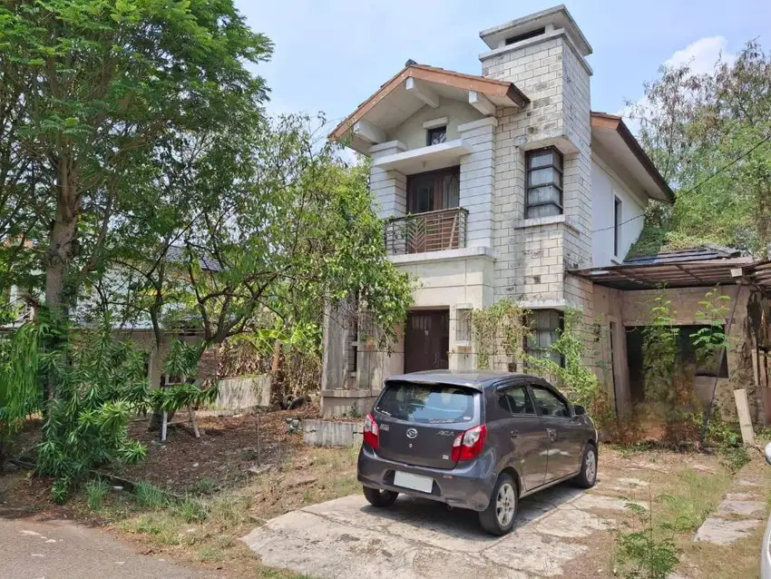 Dijual Rumah 2 Lantai Butuh Renovasi Perumahan Lippo Cikarang Bekasi