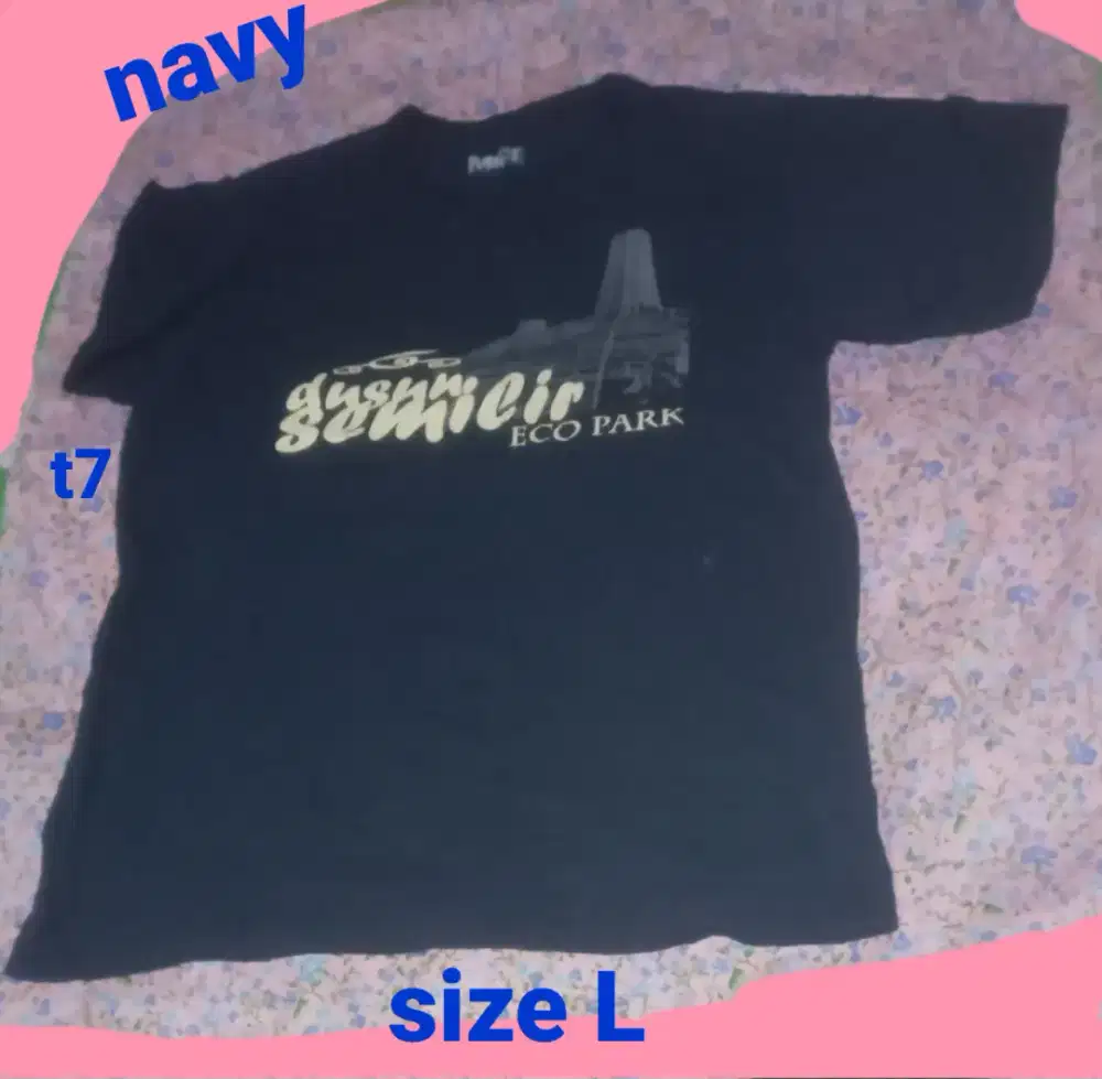 Tshirt pria preloved