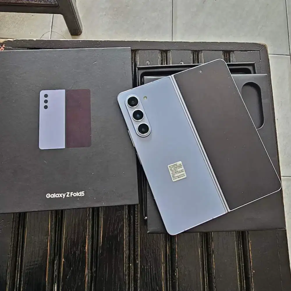 Samsung Z fold 5 512GB Garansi Resmi Sein z fold5