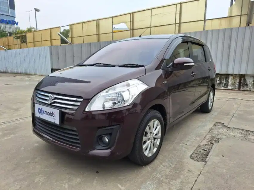 Suzuki Ertiga 1.4 GL Bensin-MT 2013 Merah /