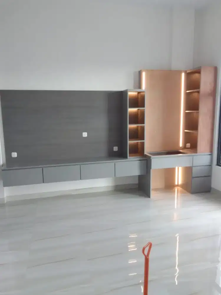 Backdrop Tv minimalis, Meja rias