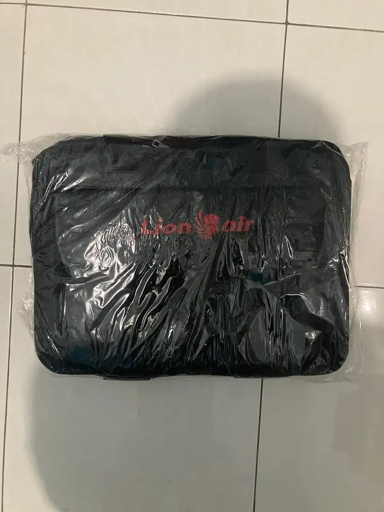 Tas briefcase navbag lion air
