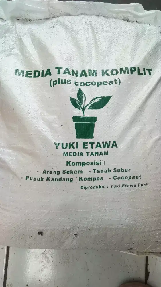 Media tanaman karungan