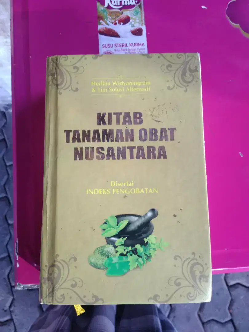 Kitab Tanaman Obat Nusantara