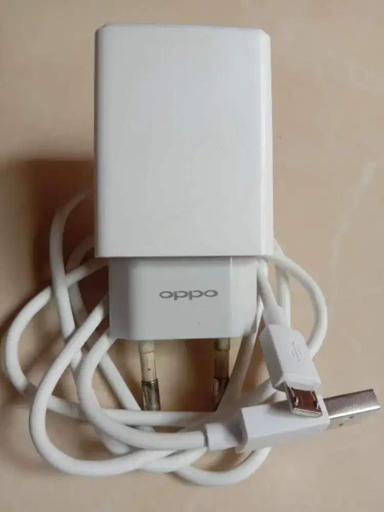 Charger asli ori bawaan oppo a12, a15, a17 mikro usb