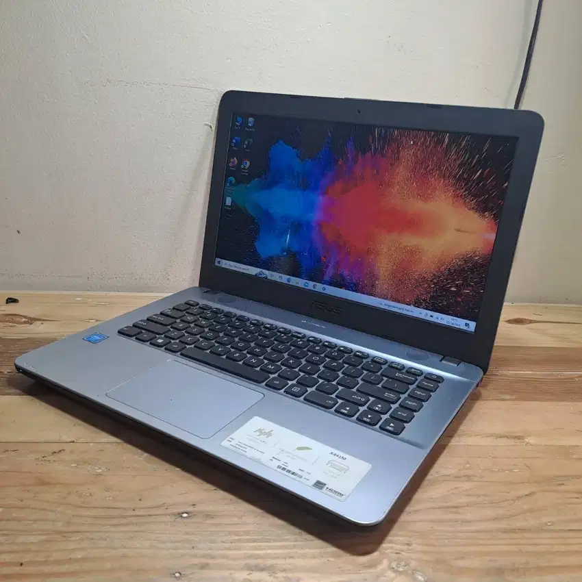 Asus Celeron N4000 Ram 4 GB SSD 128 GB + HDD 500 GB anti lemot