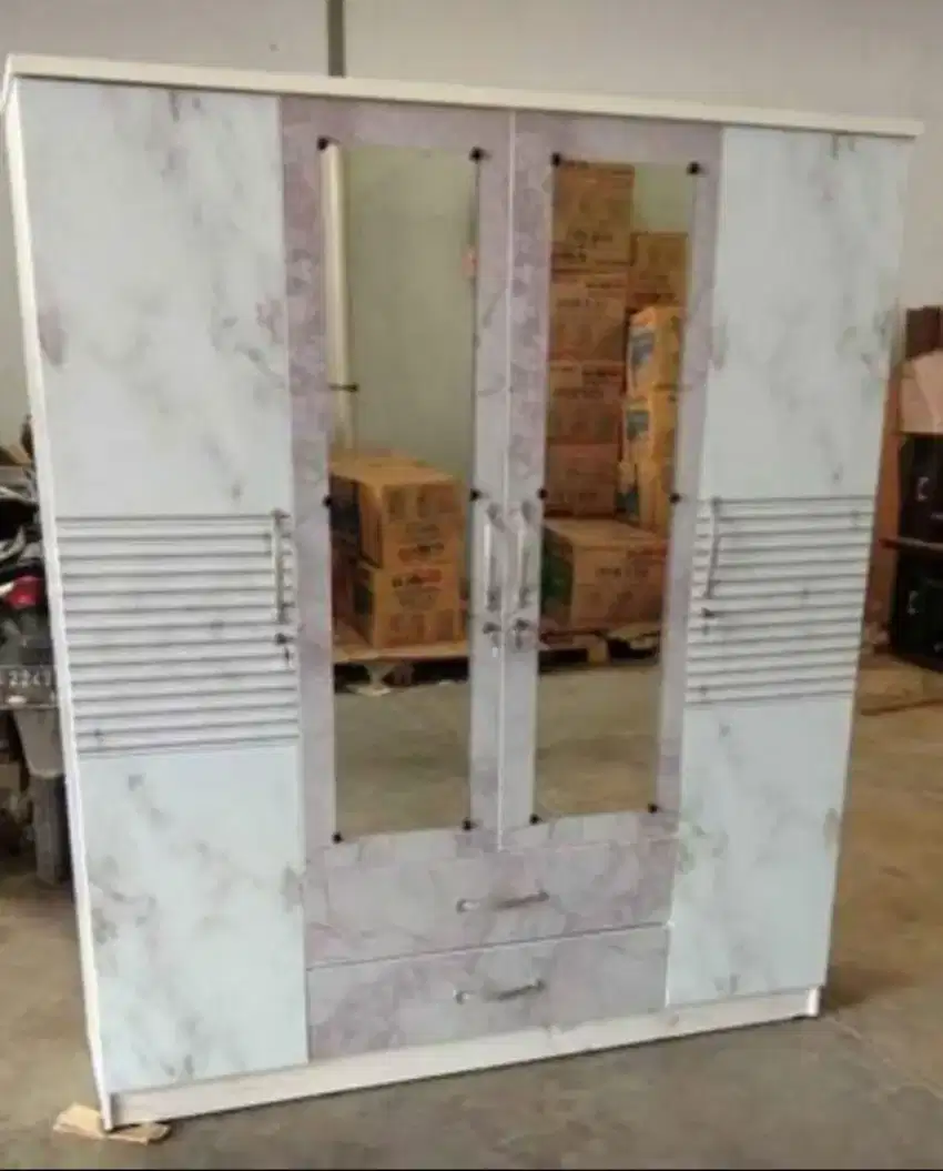 LEMARI PAKAIAN 4 PINTU NAD 4278 MARBLE