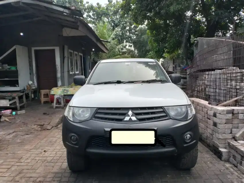 Jual Mitsubihsi triton doubel cabin