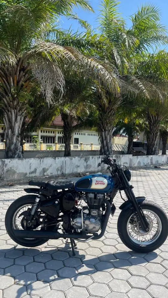 Royal Enfield 2016 Bullet Classic 500