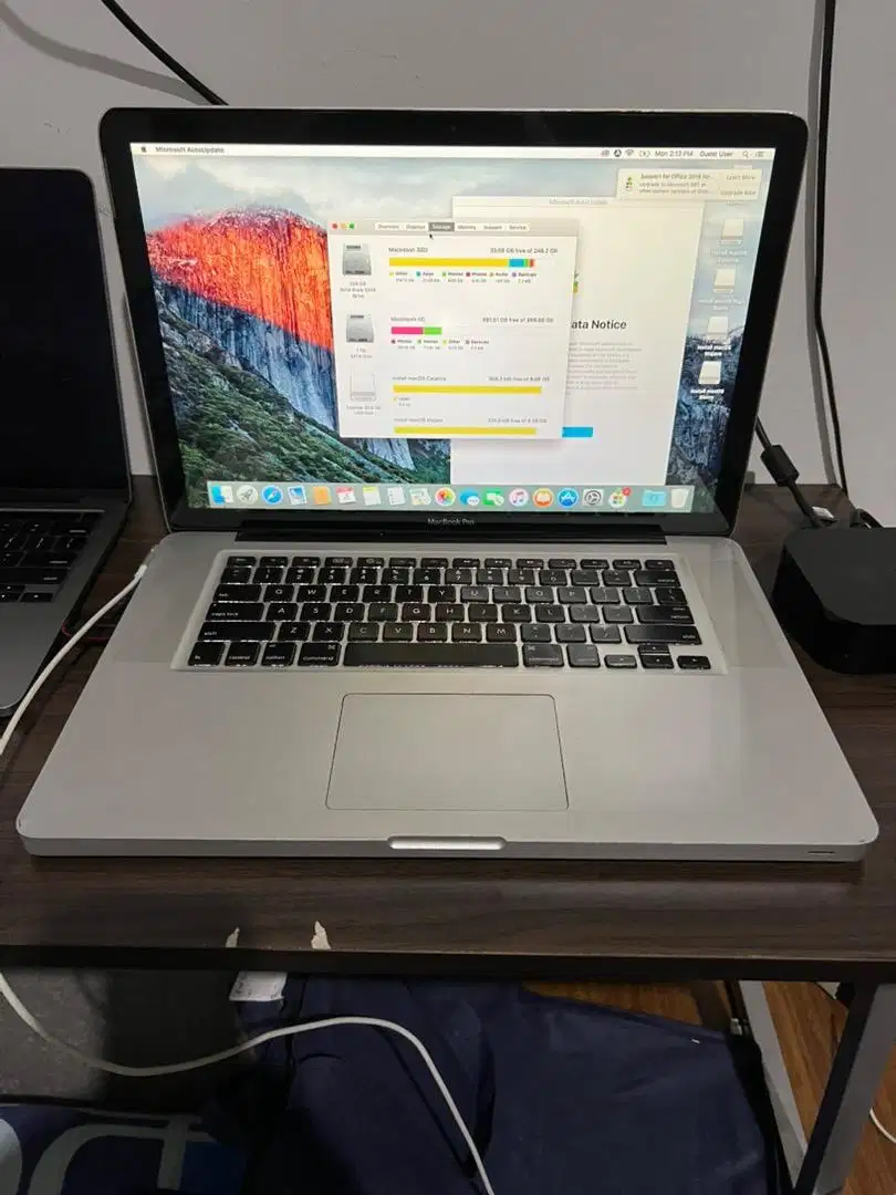 Macbook pro 15” core2duo 2.66ghz ram 4gb ssd 256gb plus hdd 1tb 15”