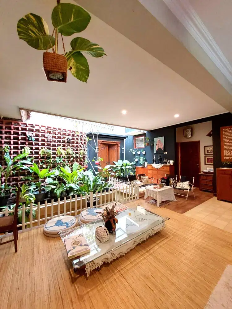 Rumah Mewah dan Sejuk di Tirtasani Residence