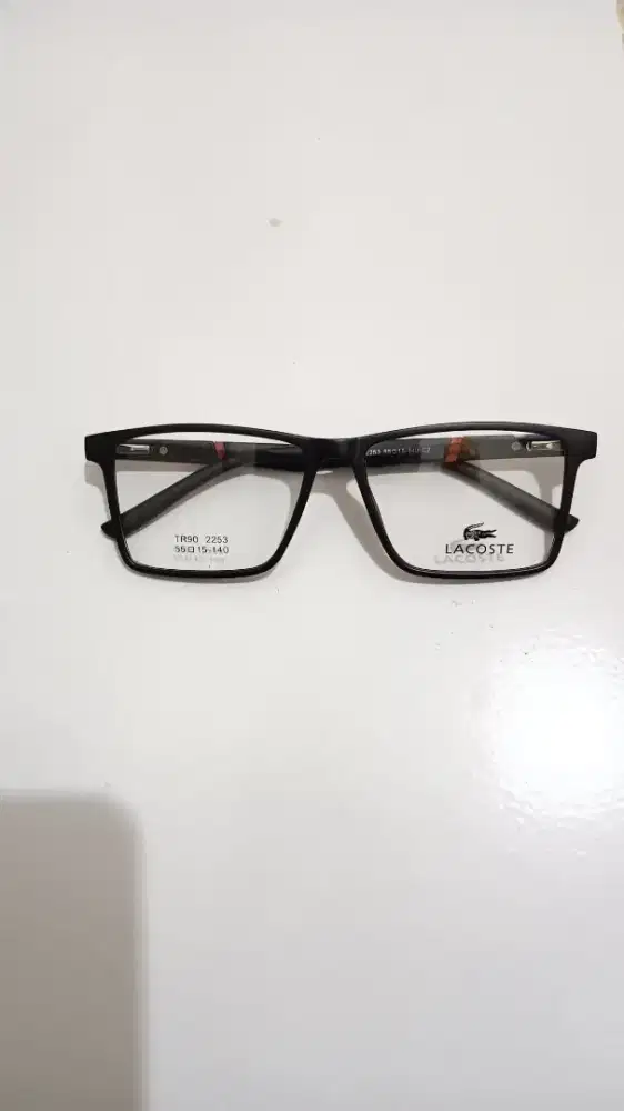 Mahadika optisien,promo frame + lensa sv cr radiasi