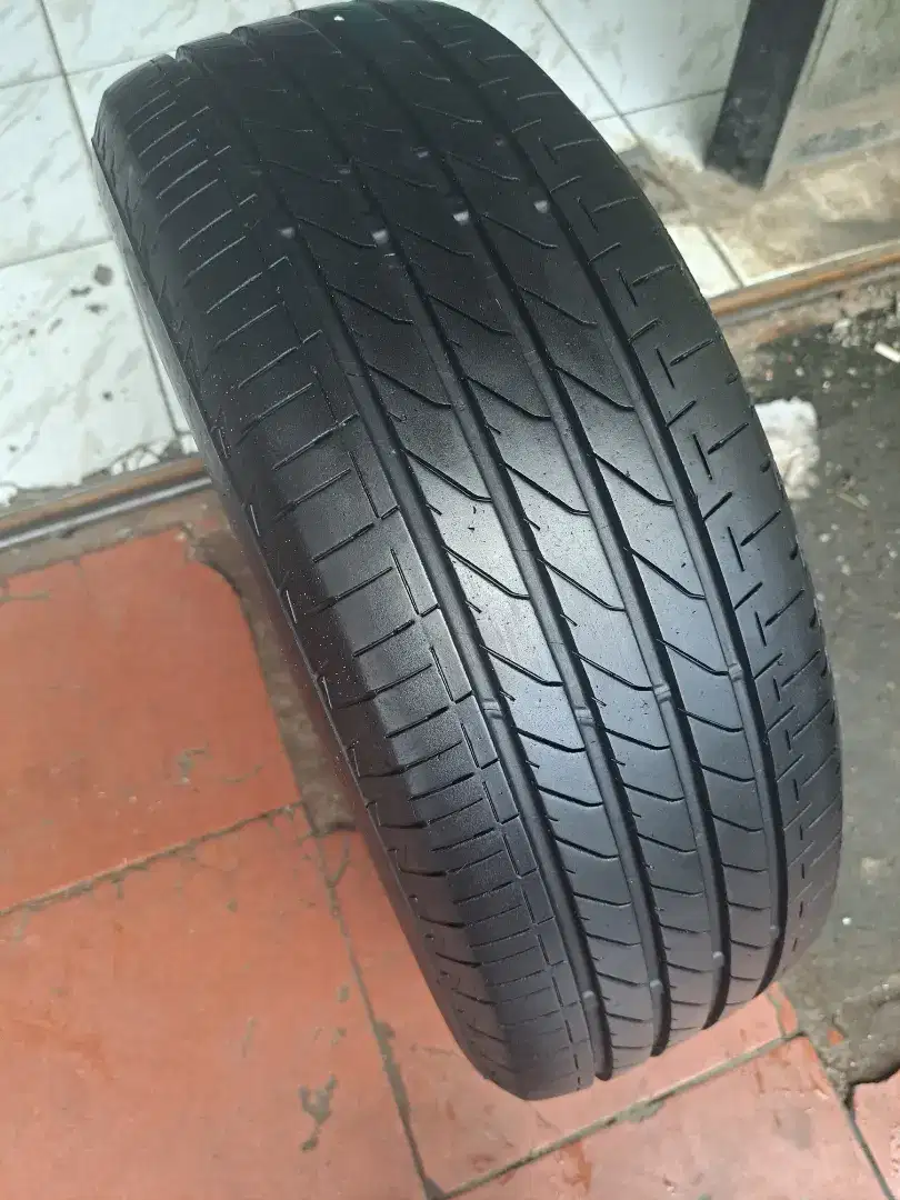 Ban 185 60 15 bridgestone turanza