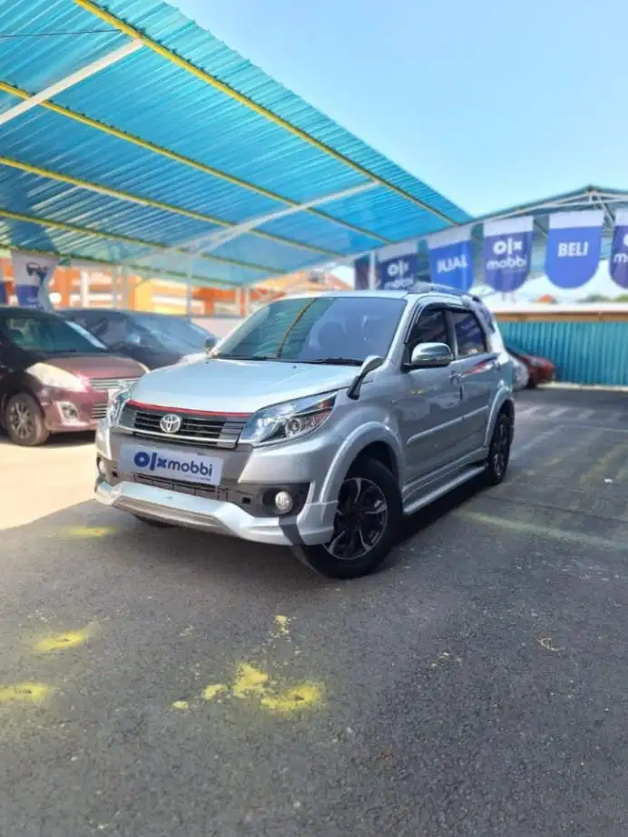 DP Rendah - Toyota Rush 1.5 TRD Sportivo Ultimo Bensin MT 2017 Silver