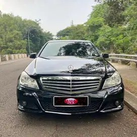 MERCEDES BENZ C200 CGI 1.8 AT 2013 NO MALFUNCTION