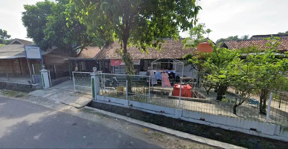 Rumah SHM 200 m², Pemandangan Pantai, 3 Kamar, Halaman Luas