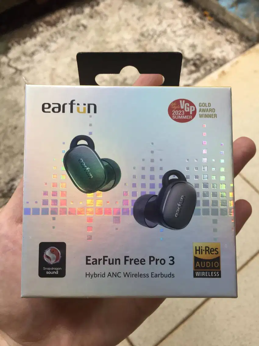 Earbuds TWS Earfun Free Pro 3 Bluetooth Hybrid ANC NEW + Silicon Case