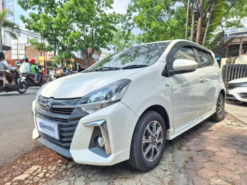 Pajak Panjang - Daihatsu Ayla 1.2 R Bensin-AT 2020