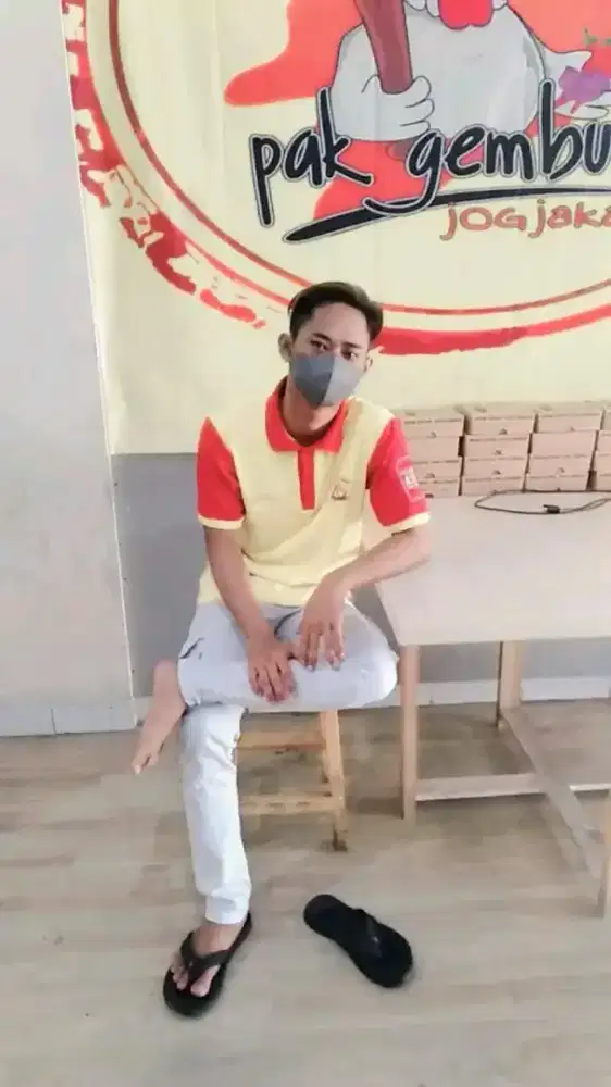 Nyari pekerjaan siap kerja apa aja