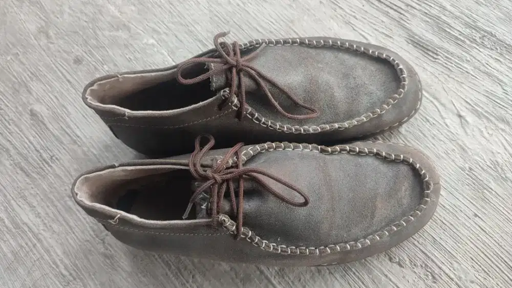 Sepatu second kulit pria