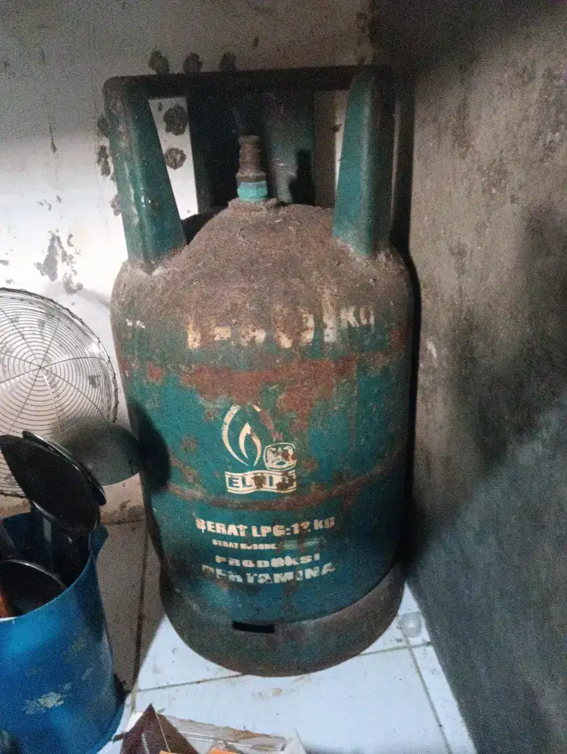 Di Jual Tabung Gas Elpiji 12 KG