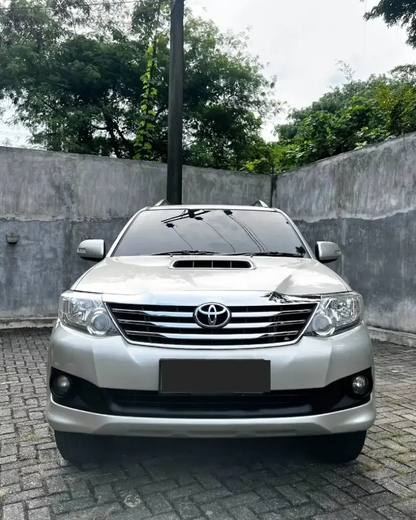 TOYOTA FORTUNER 2.5 G VNT AT 2012