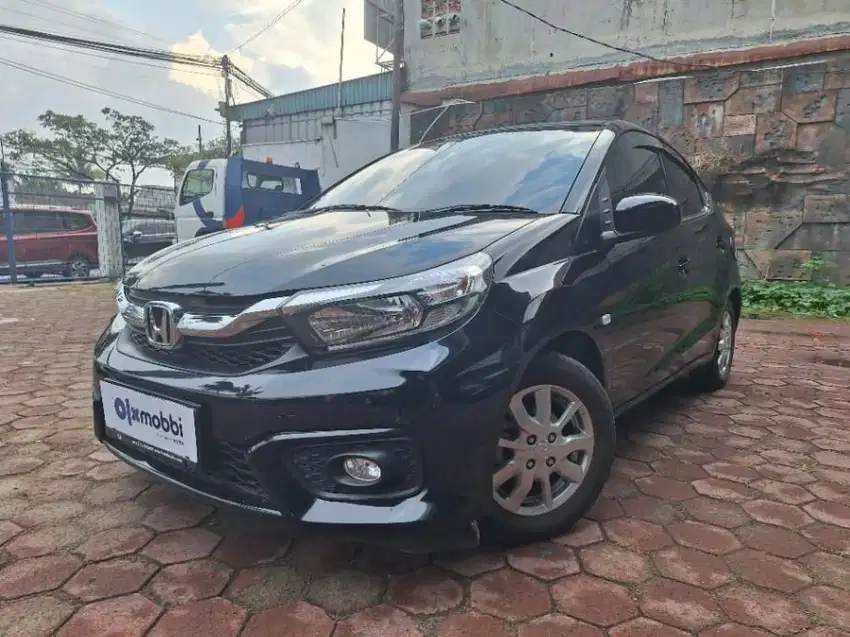 Honda Brio Satya 1.2 E Bensin-AT 2021 Hitam /