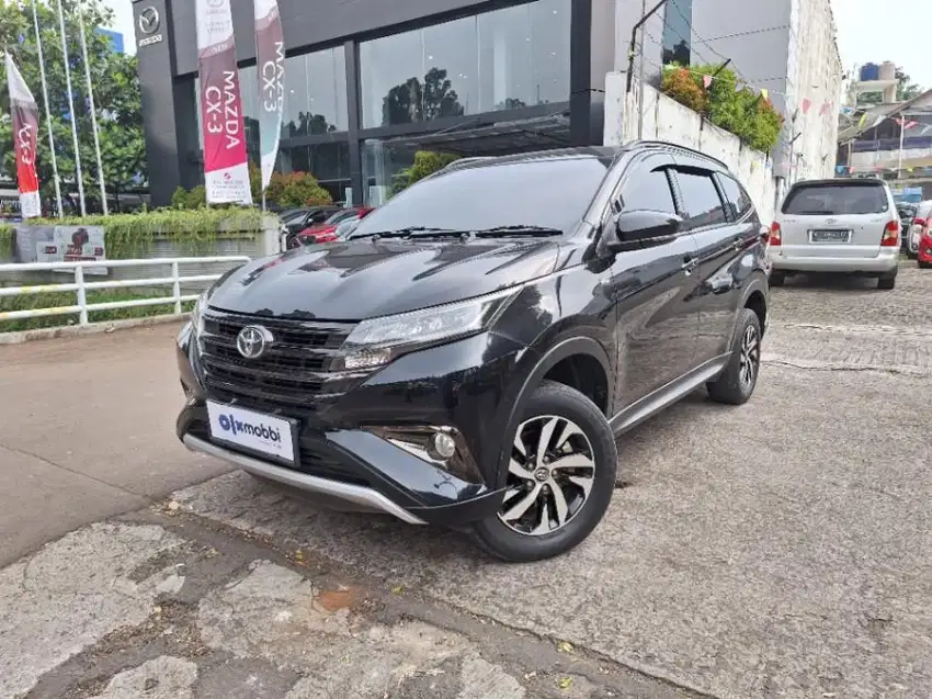 Toyota Rush 1.5 G Bensin-MT 2018 Hitam /