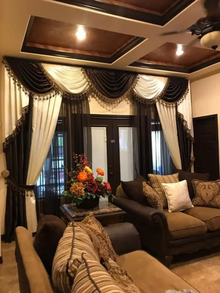 Pasang gordyn gorden murah vertikal roll blind jasa wallpaper dinding