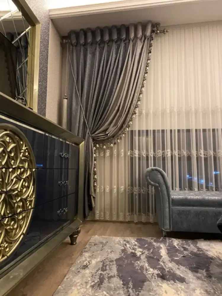 Pasang gordyn gorden murah vertikal roll blind jasa wallpaper dinding