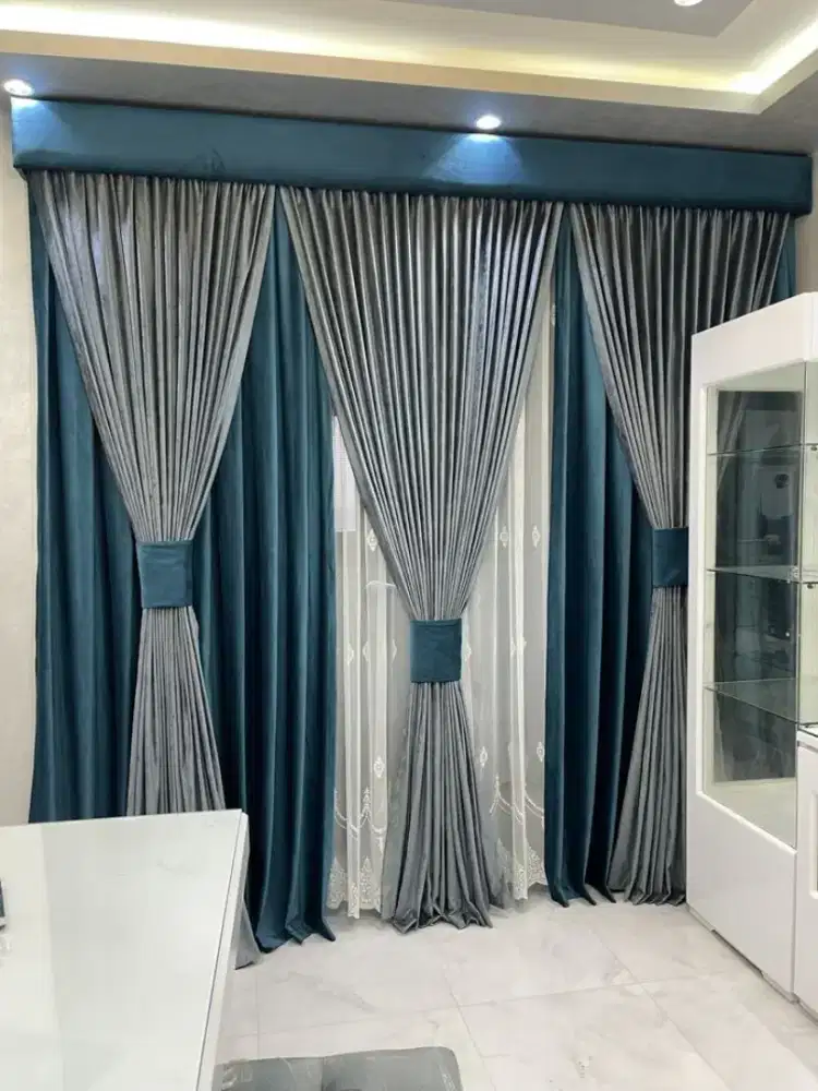 Pasang gordyn gorden murah vertikal roll blind jasa wallpaper dinding