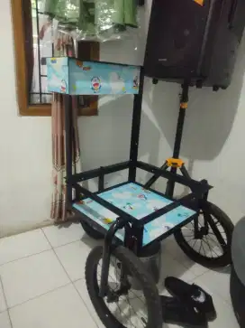 Di Jual Tempat Portabel Untuk Speaker Aktif Portable Ukuran 15inc