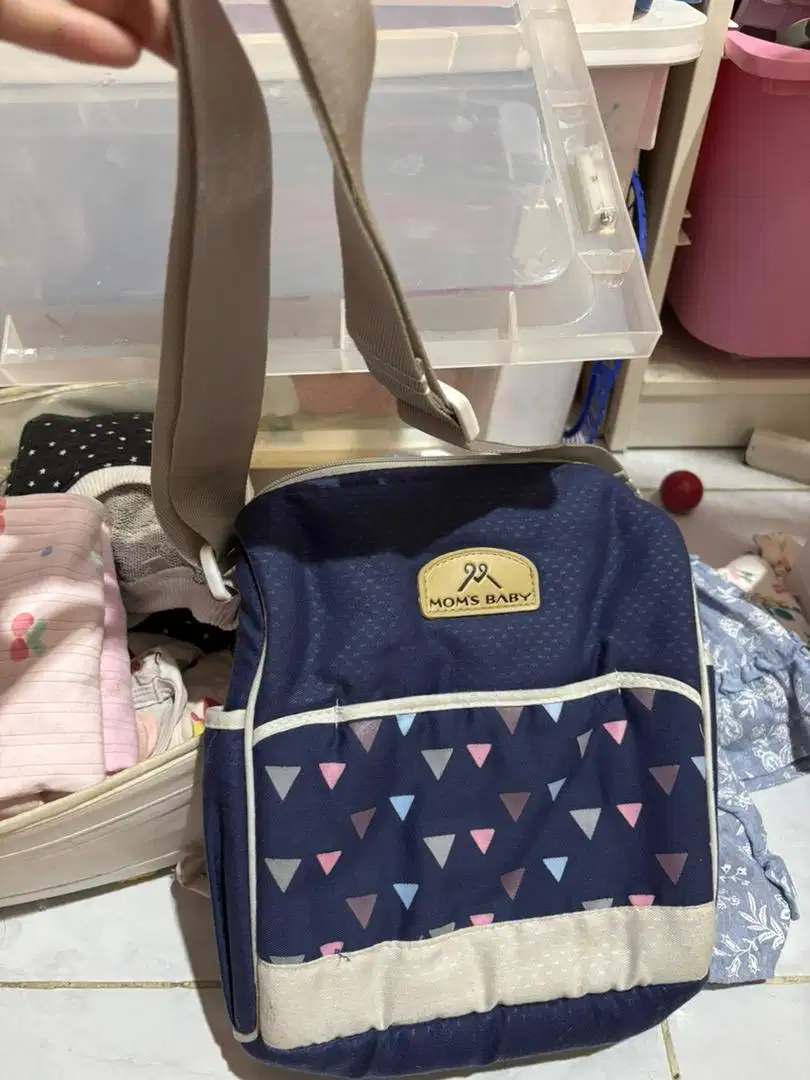 Tas perlengkapan bayi