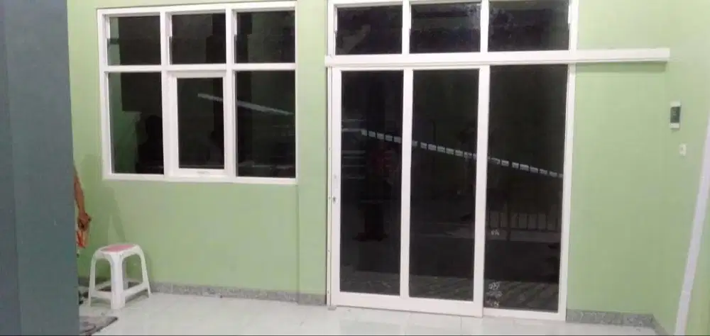 Alumunium ( Pintu / Jendela / Kusen )