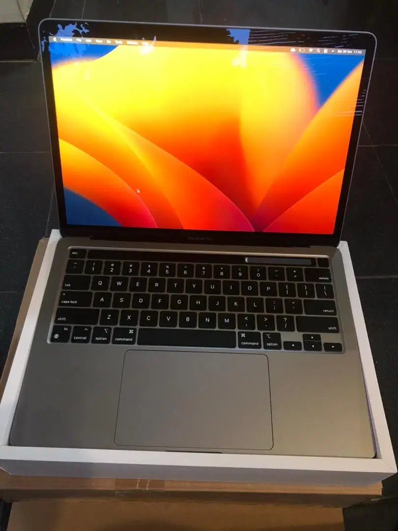 MacBook Pro M2 13 Inchi RAM 8GB SSD 256GB Space Grey