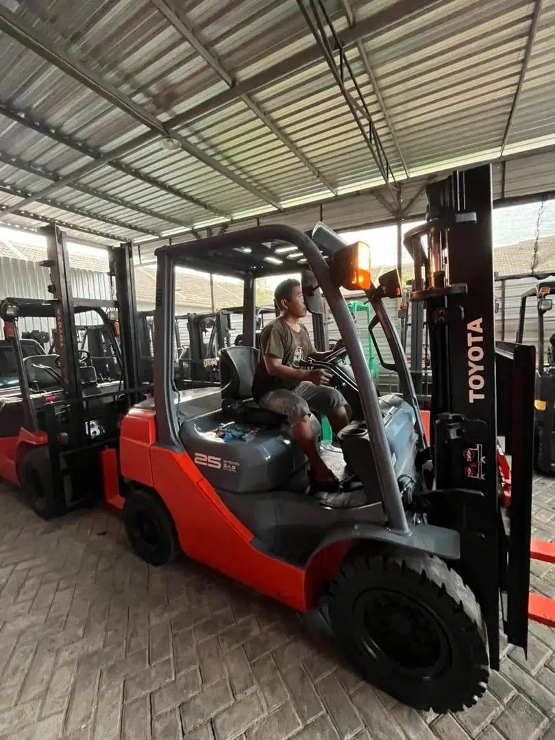 Forklift bekas mitsubishi toyota dll