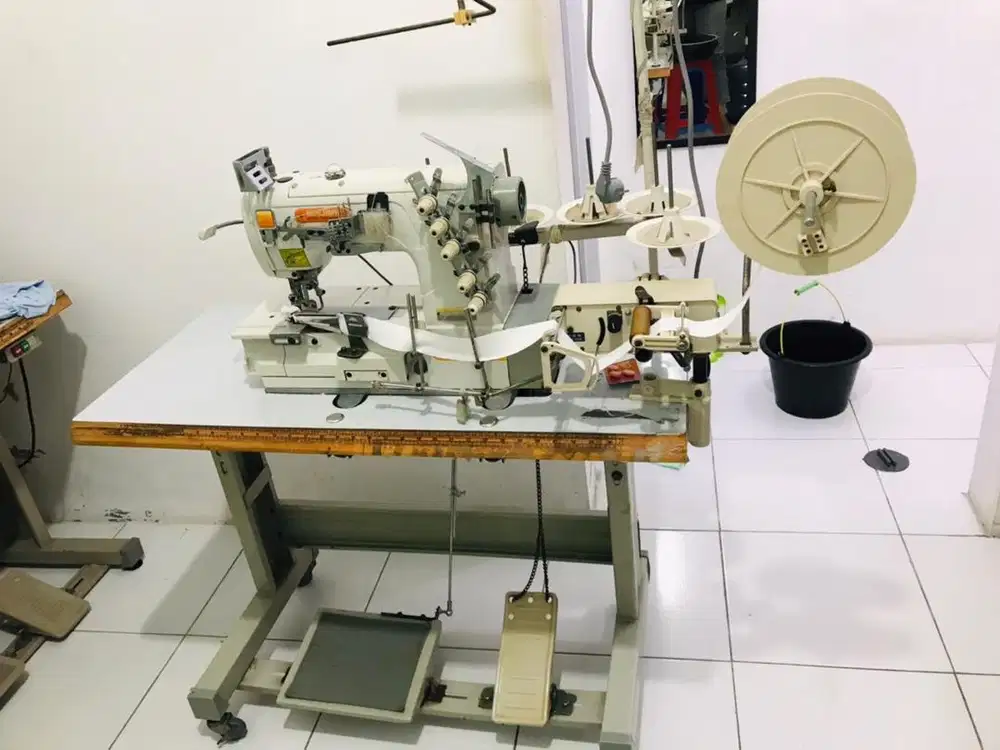 Mesin Kam Siruba untuk BIs
