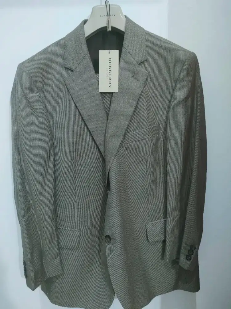 Di Jual Jas Men's Suit Burberry Asli Like New