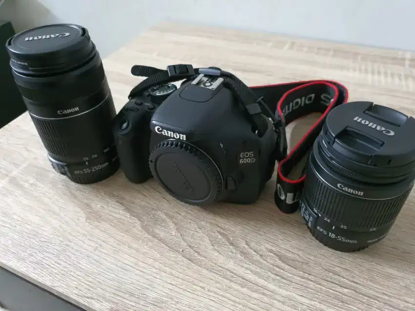 Dijual kamera DSLR Canon 600 D