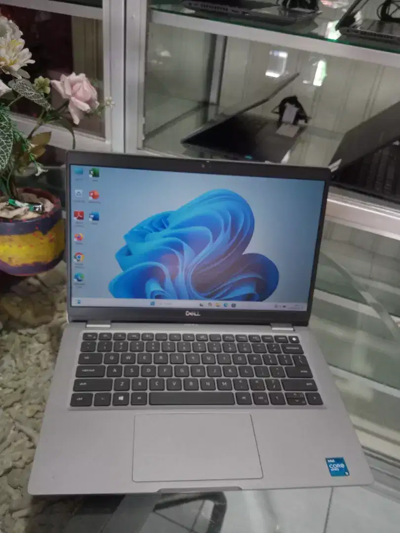 Laptop Dell Latitude 5320 Core I5 Gen 11 Ram 8 SSD 256