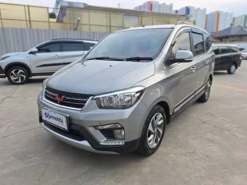 Wuling Confero S 1.5 L Lux Bensin-MT 2019 Abu-Abu /