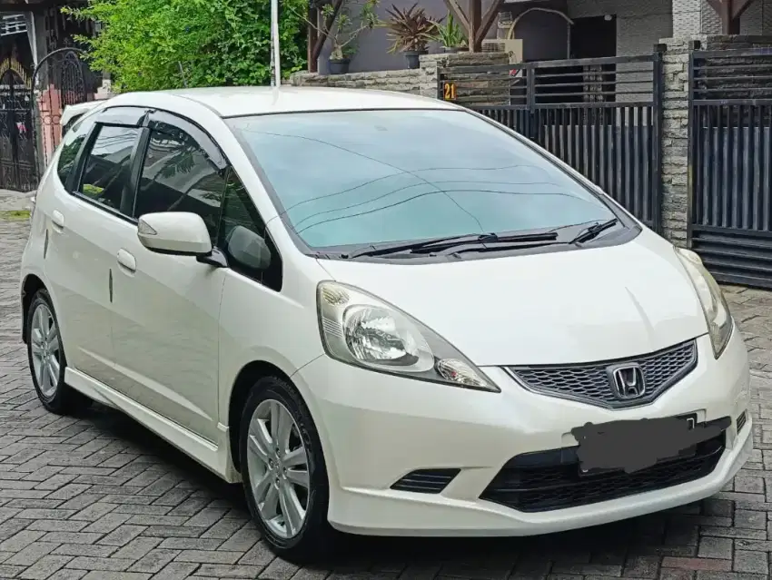 Honda Jazz RS matic triptonik low Km full original